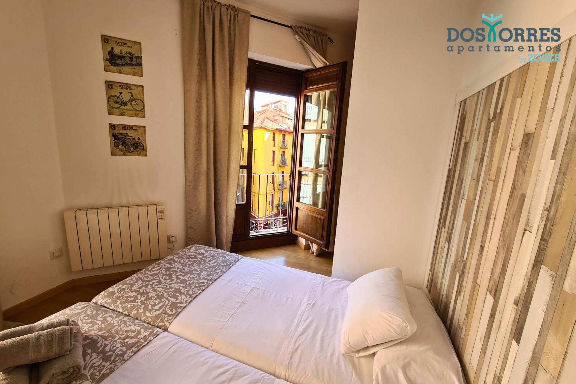 Dos Torres Pilar Suites- Balcones Con Vistas A La Ciudad Saragozza Esterno foto